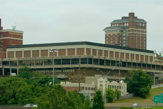 U.S. Cellular Center